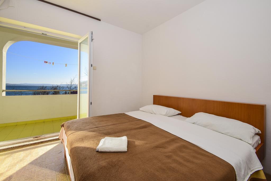 Guesthouse Dupin Vlašići Eksteriør billede